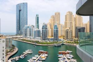 Feel at Home Marina View Studio with Balcony