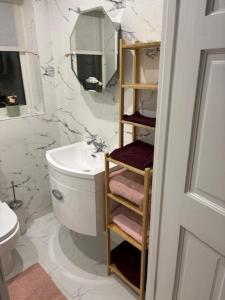 Modern secure townhouse