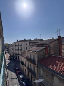 Le Farges-Grande Chambre en colocation- 3 minutes Gare St Roch- LaConciergerieByNina