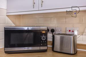 PolkaDot Winter Gardens - Large Modern Apartments in Blackpool by PolkaStays