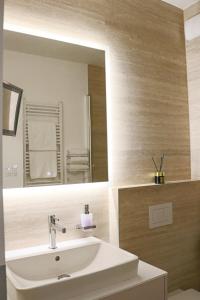 Serenity - Stylish studio apartment with Parking garage, Flex check in