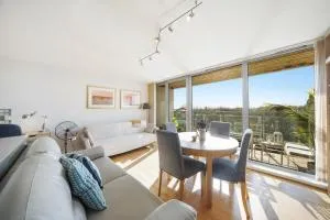 City Riverside - 2 bedroom & Free parking - 依尔福