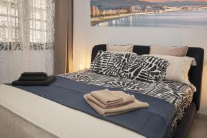 Doña M - Pure Luxe Studio Malaga down town