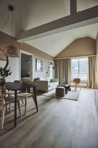 Bris Apartments - Røvær