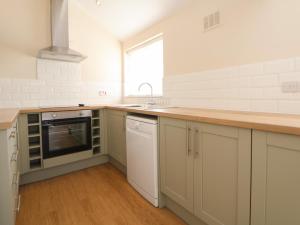 Canal Basin Cottage