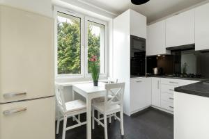 Modern Apartment close to Oliwski Park by Noclegi Renters