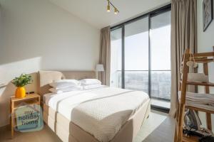 Fully furnished with stunning panoramic view