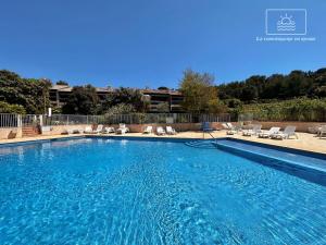 Hortensia Régence Park Swimming pool Beach 300 m away