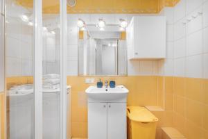 Racławicka 42 by Homeprime