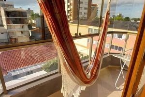 Apto com sacada e vista vale dos vinhedos