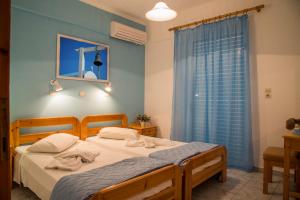 Yiannis Yard studios & apartments