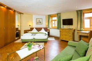 Hotel-Weinhaus Stern - Eichenbühl