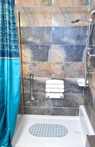 Latala Apartments - 8min walk from Mont Choisy beach