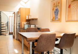 Stylish 3-Bedroom Detached Home in Cambridge