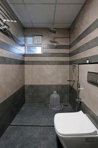 Greenview Velora Suits