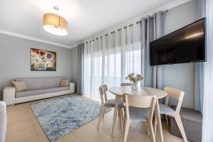 Riviera Flat T1