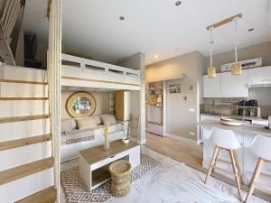 Cozy studio with garden and parking in Cannes