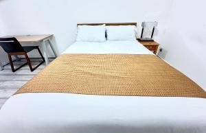 Modern Stylish 4Bed 2 Bath in Pitsea, Basildon Essex 2 Free Carpark