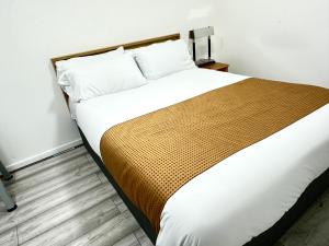 Modern Stylish 4Bed 2 Bath in Pitsea, Basildon Essex 2 Free Carpark