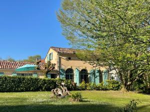 B&B / Chambres d'hotes La Rebiere d'Or, B&B et Gite : photos des chambres