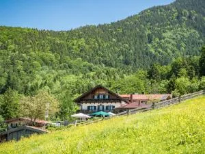 Berggasthof Hotel Duftbräu I Ruhige Alleinlage I Mitten im Grünen - Törwang