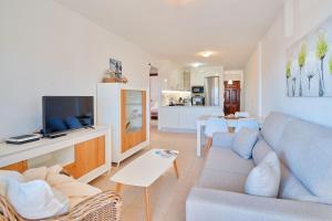 EDEN RENTALS Radiant Retreat