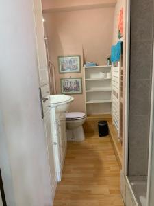 Charming flat middle of Trouville, 150m from beach