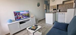 joli studio refait a neuf