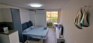 joli studio refait a neuf