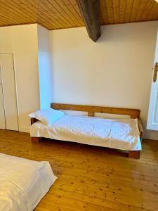 Maisons de vacances La Montpensier - maison dans le centre ville d-Eu : photos des chambres