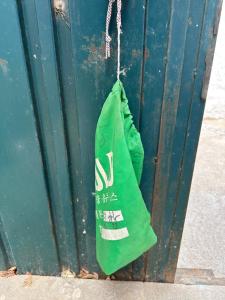 Hanok House with a Yard 1