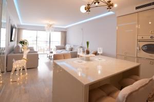 2-bedroom luxurious apartment with balcony and parking