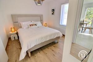 Maisons de vacances house for 2 with private jacuzzi - Emerald : photos des chambres