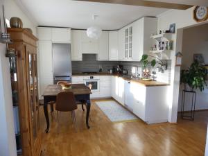 Bright 2 Bedroom Apartment in Reykjavik