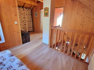 Chalets Chalet avec SPA, 6 Couchages, Terrasse Sud & Confort a Saint-Michel-de-Chaillol - FR-1-393-7 : photos des chambres