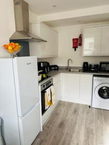 Luxurious 2 - Bedroom Apartment