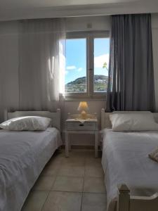 Dandelion Paros Apartments I-II