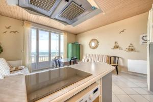Appartements Appartement charmant a Soulac-sur-Mer avec vue sur la mer, 40 m² : photos des chambres