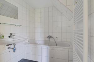 Huis Specht is perfect voor vakantie nabij meer en tuin op zuiden