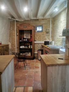 Maisons de vacances Maison Troglodyte : photos des chambres