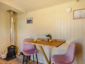 Hot Tub Retreat - Otium Wine Estate