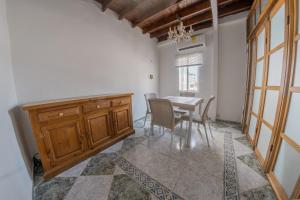 Cozy apartment in the old city 421