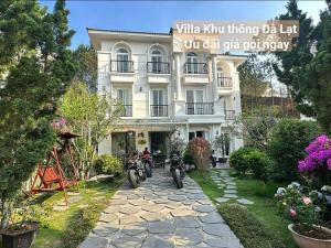 Biệt Thự Nam Hồ Đà Lạt - Villa Luxury Nam Hồ