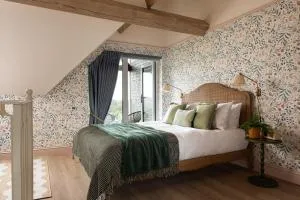 Peacock's Roost - Otium Wine Estate - Four Marks