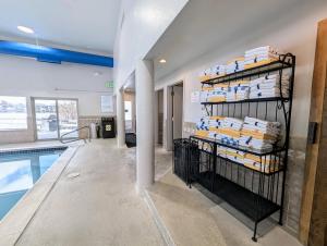 Lenawee 1741 by SummitCove Lodging