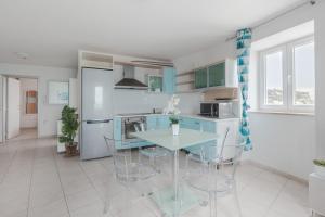 Piran, charming apartment facing sea !