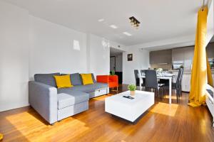 Heart of Paris 3BR-8P Tour Eiffel 7 Free Netflix