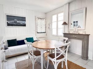 Appartements Appartement Liseron : photos des chambres