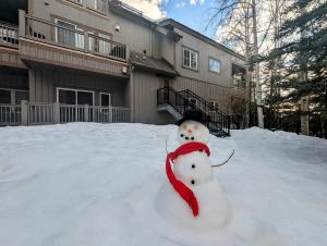 Expedition Station 8554 by SummitCove Lodging