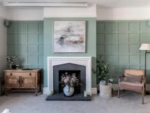 Luxury 5-Bed Home w Cinema Games Room Garden Pass the Keys - 锡德卡普